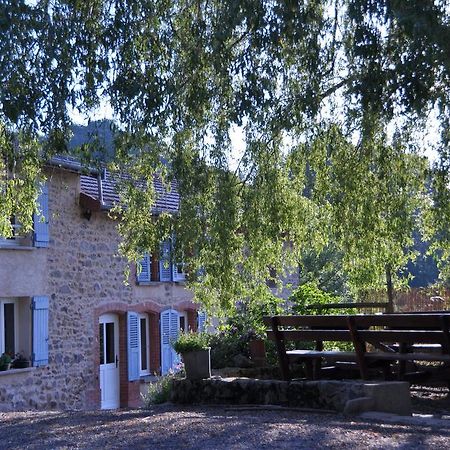 ホテル La Ferme Aux Abeilles アンビエルル エクステリア 写真